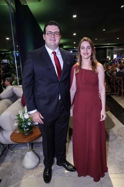 Andre Felipe e Suellene Dummar