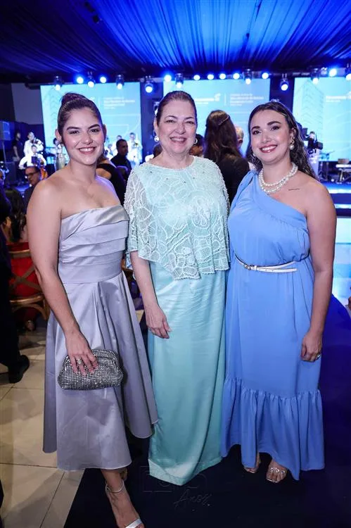 Beatriz, Fernanda Alves e Fernanda Melo