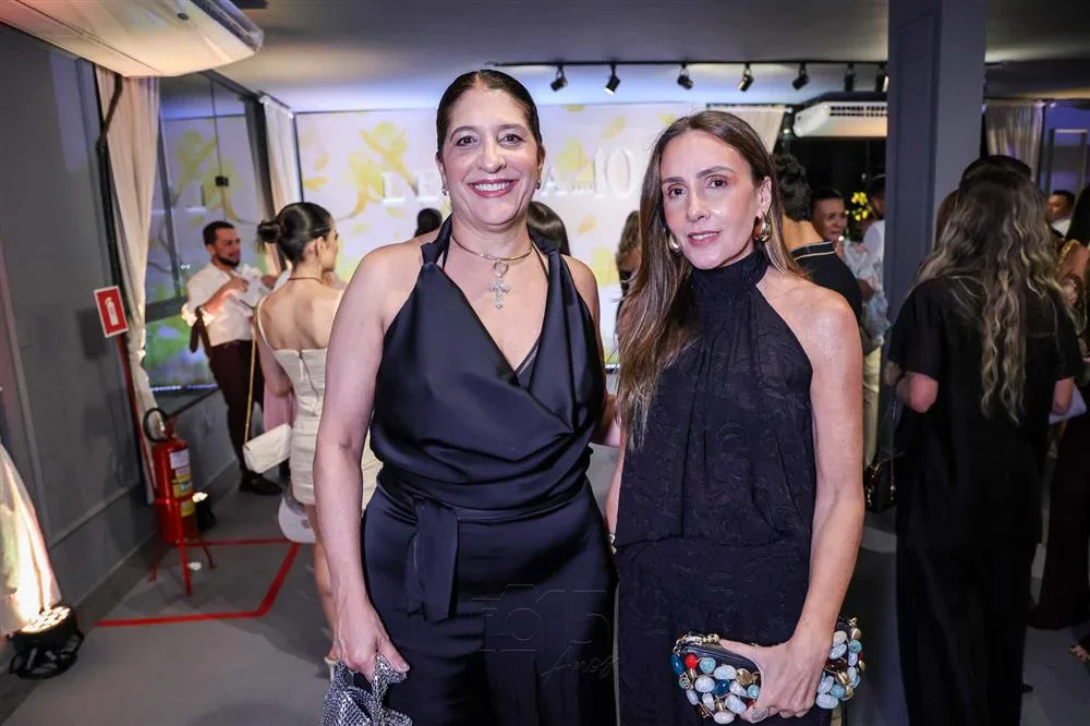 Elisa e Renata Oliveira