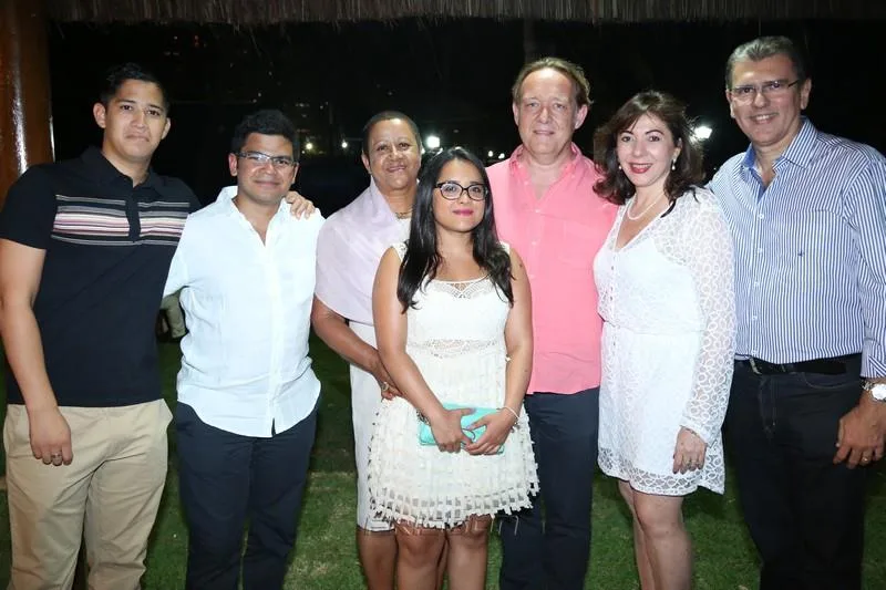 Aniversário de Gina Pompeu