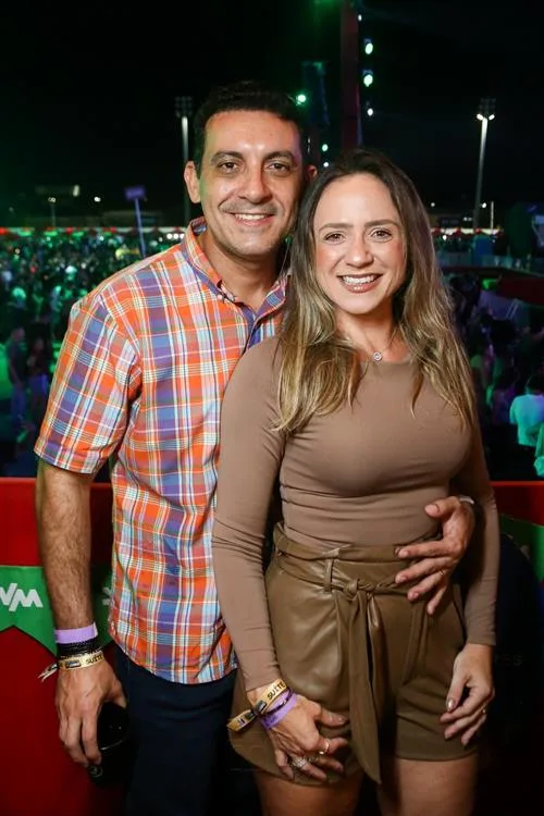 Elias e Dayanna Tahim