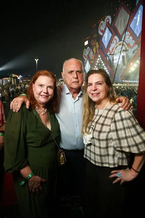 Fernanda e Roberto Pessoa e Luizianne Lins