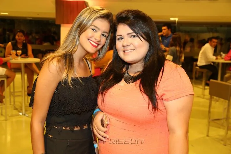 Cibele Lisboa e Caroline Coelho