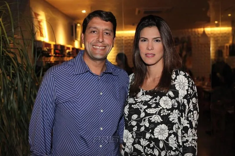 Gony e Camila Arruda