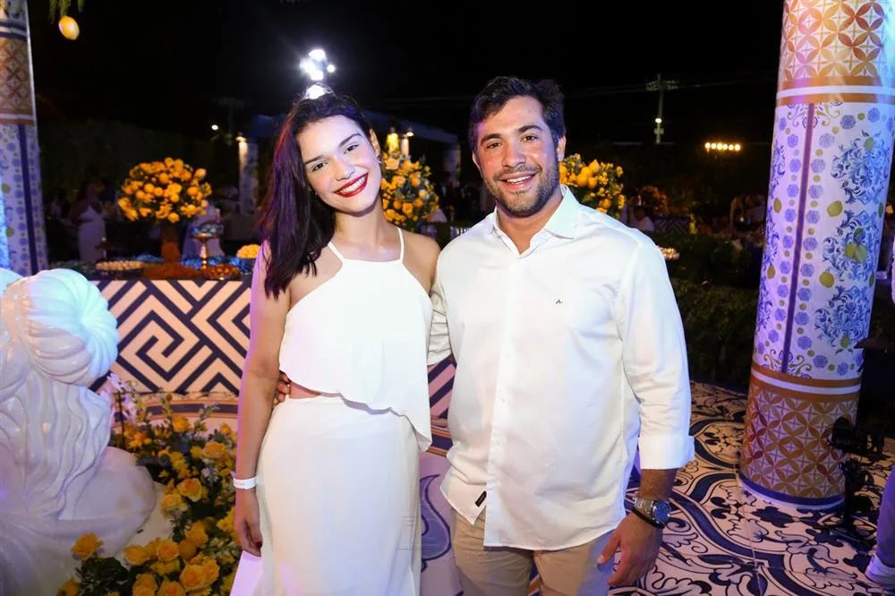 Ana Albuquerque e Matheus Campos
