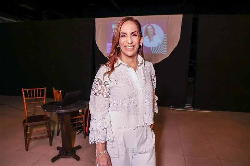 Kamila Cardoso