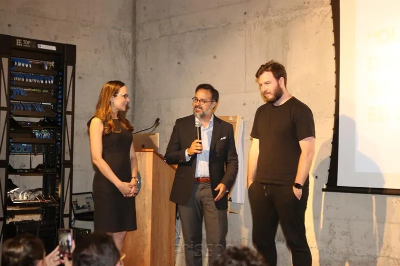Manuella, Marcio Crisóstomo e Thiago Nigro