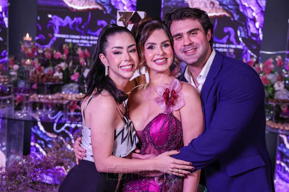 Aline Ribeiro, Carmem Cavalcante e Francisco Viana Júnior