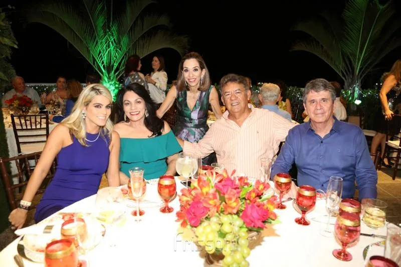 Amanda Tavora, Veronica Vidal, Marcia Tavora, Luiz Vidal e Marcio Tavora