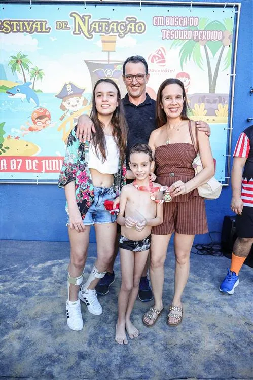 Xavier, Ligia, Livia e henrique Carneiro Leal