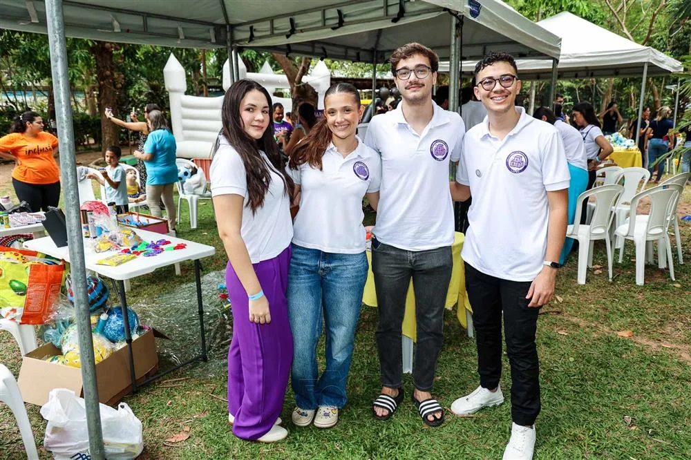 Giana Gifone, Lara Coelho, Gustavo Rodrigues e Samuel Nascimento