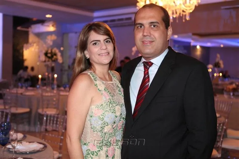 Adriana e Emilson Jr. Oliveira