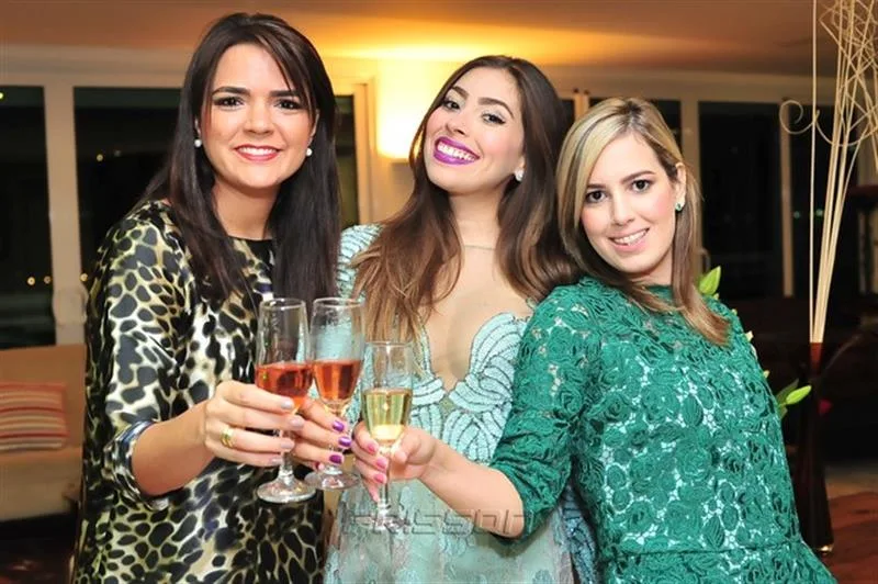 Camila Bandeira, Nicole de França e Karol Aguiar