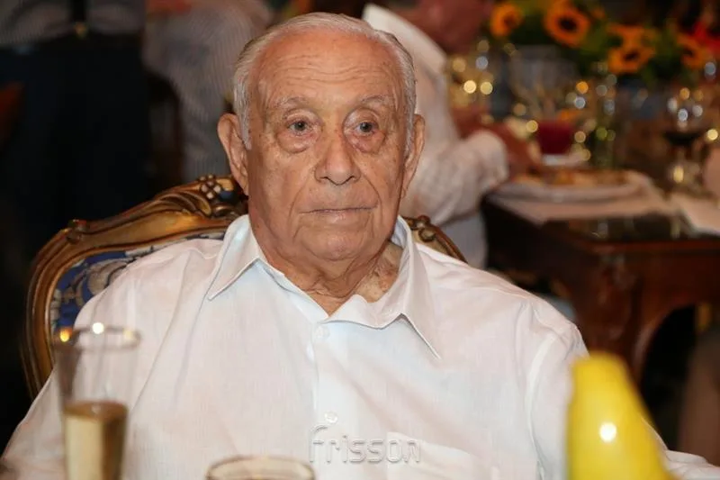 Adauto Bezerra