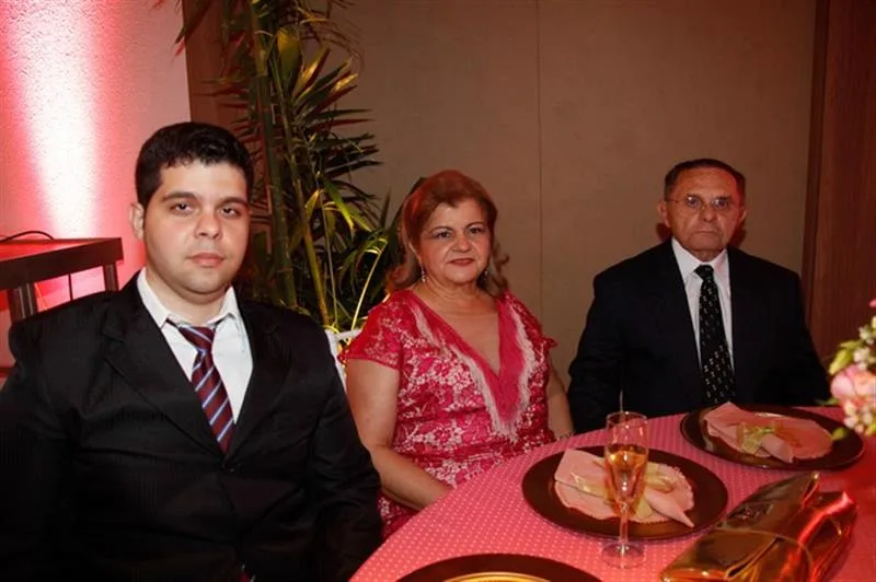 Alex e Laura Aguiar e Aluisio Lins