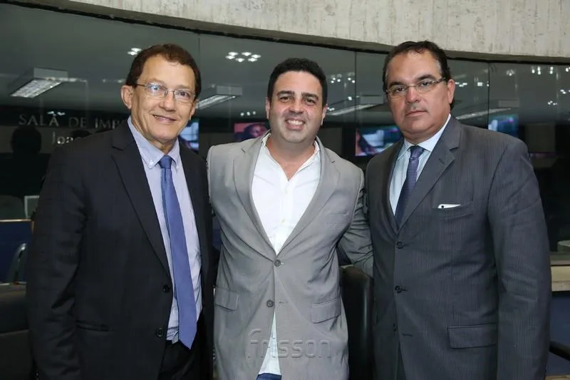 Elpídi Nogueira, Rodrigo Kavazaki e Leo Albuquerque