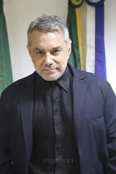 Lino Villaventura