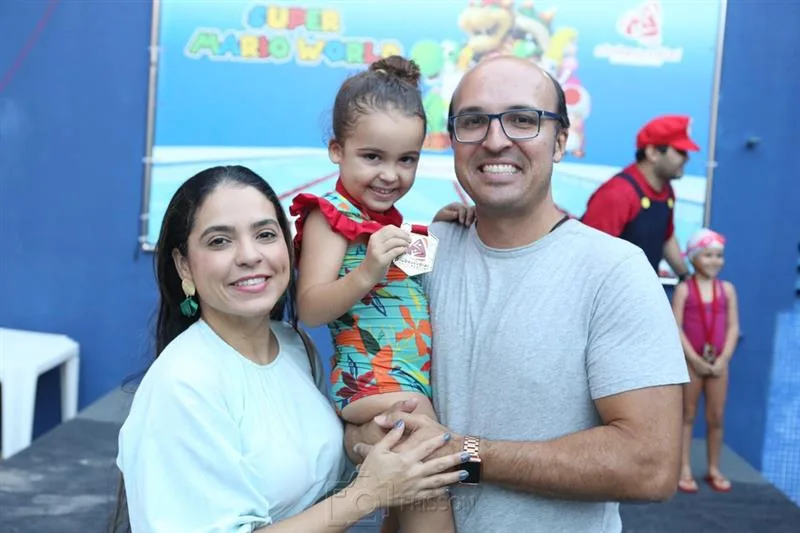 Carina, Alexa e Alexandre Uchoa