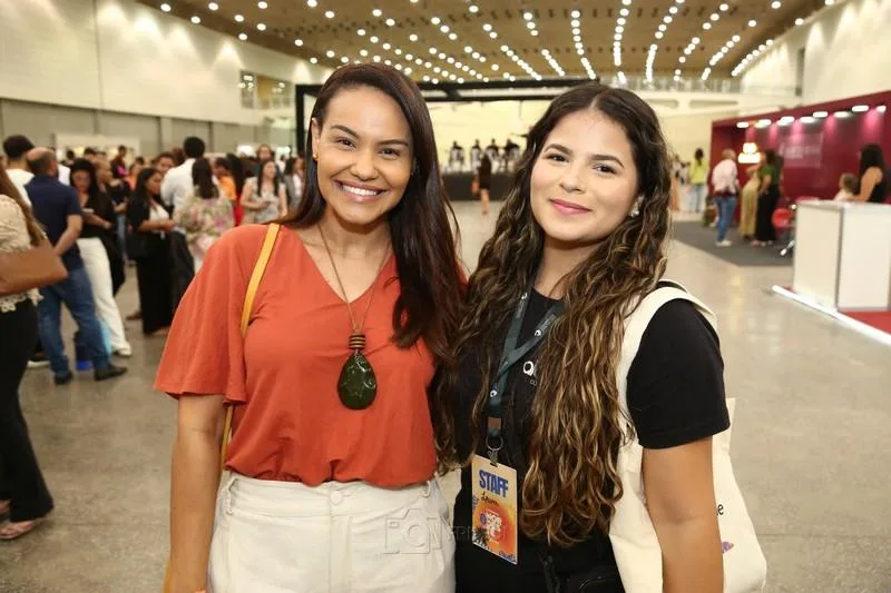 Camila Veloso e Lara Gomes