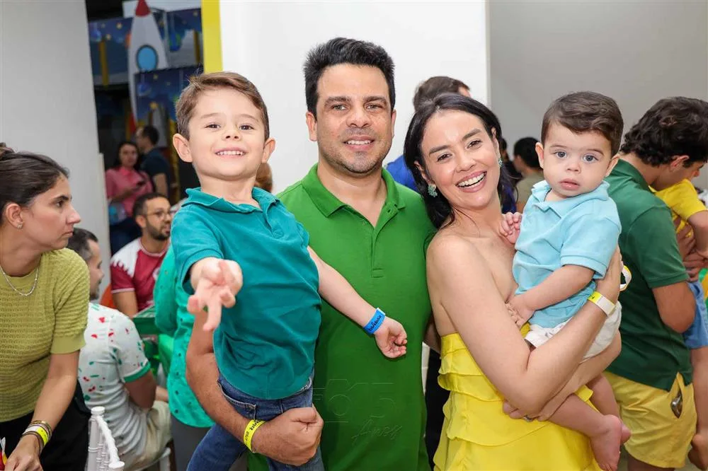 Davi, Igor Vieira, Rachel Bezerra e Lucas Vieira
