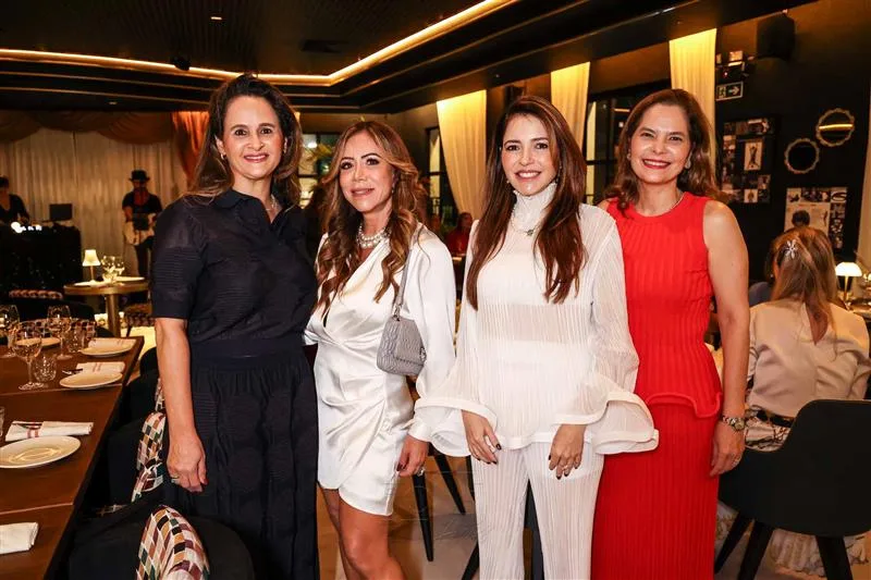 Adriana Miranda, Sakie Brookes, Sarah Diniz e Cristiana Carneiro