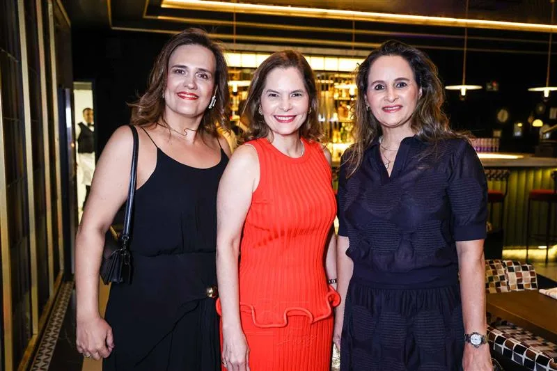 Ana Cecília de Castro, Cristiana Carneiro e Adriana Miranda
