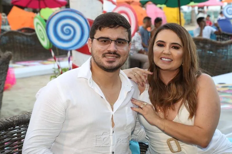 Mardoni Ximenes e Adriana Lima