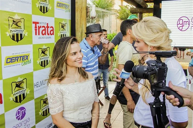 Dra. Viviane Martins