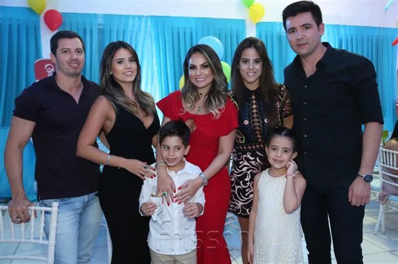 Bruno Vasconcelos, Mariane Cortez, Davi Vasconcelos, Jamille Lima, Camila Wanderlinde, Giulia e Felipe Vasconcelos