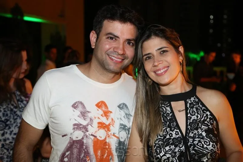 Everton Luis e Camila Moreira