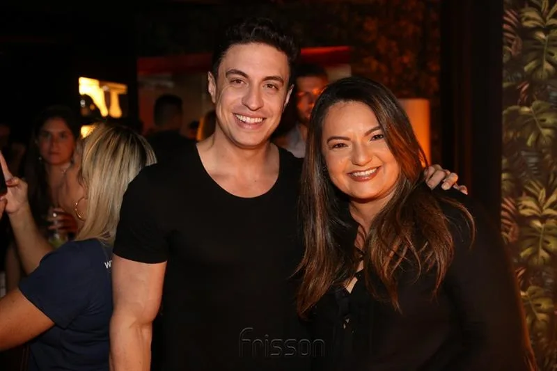 Dj Flavinho e Gigi Passos