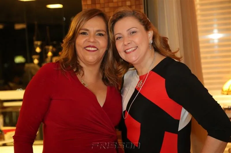 Ailza Ventura e Andreia Delfino