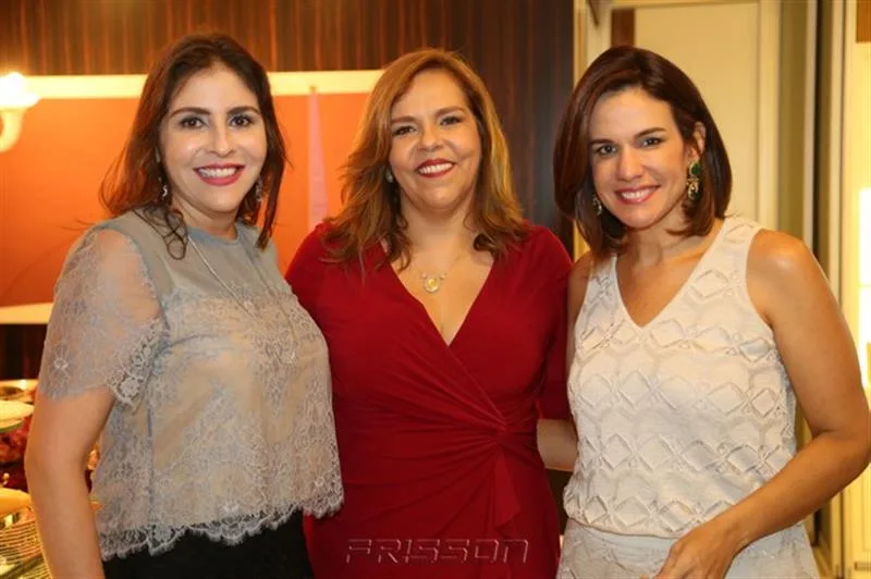 Cristiane Faria, Ailza Ventura, Ana Virginia Martins