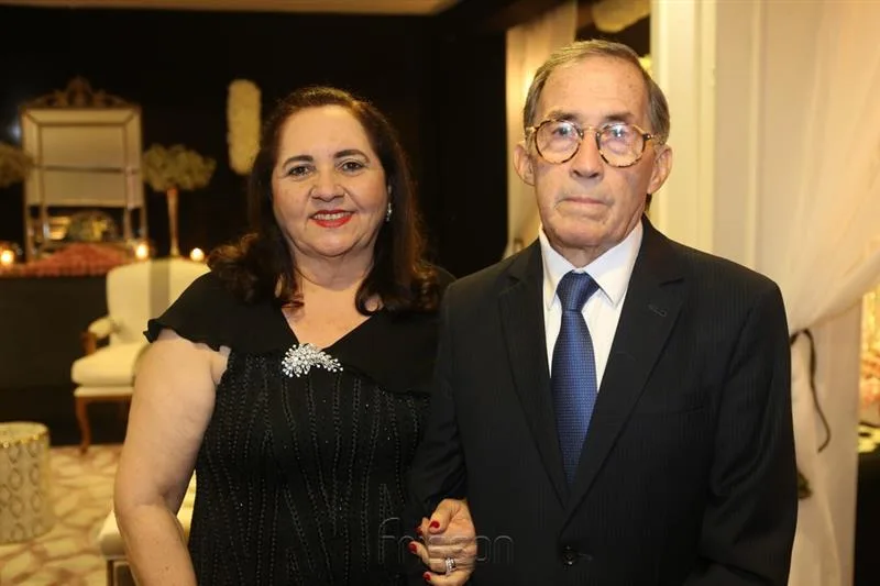 Alecsandra e Gilson Bezerra de Menezes