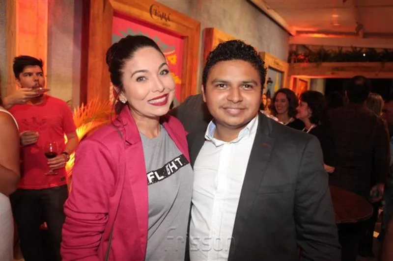 Camila Rodrigues e Robert Nogueira