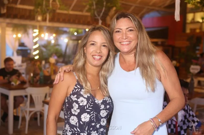 Cinara Holanda e Elivane Medeiros