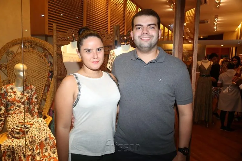 Ana Cláudia e Matheus Teodoro