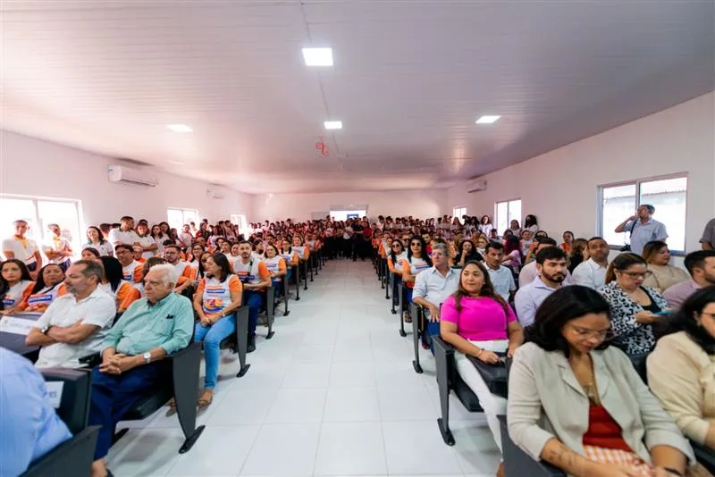 UECE inaugura campus em Aracati