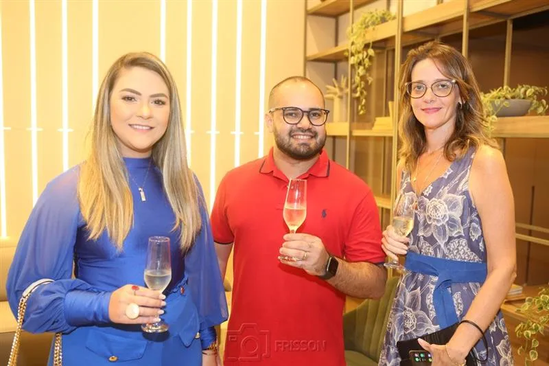 Beatriz Vieira, Vitor Alves e Camila Leite