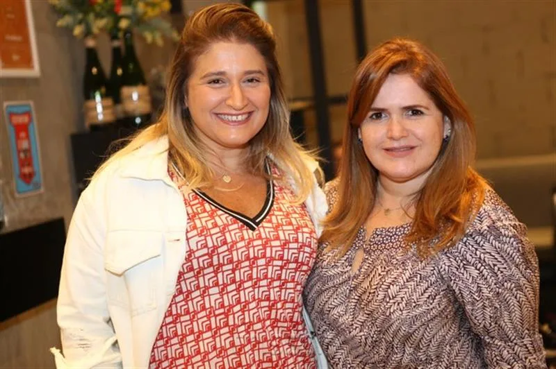 Karina e Vaneska Bezerra