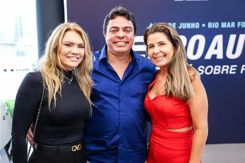 Ana Feitosa, Roberto Saldanha e Karine Pamplona