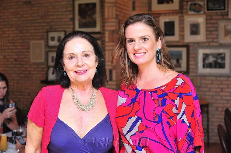 Esther Weyne e Ellen Araújo