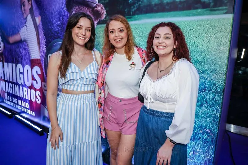 Bruna Nobrega, Larissa Dias e Mariana Araújo