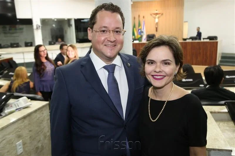 Caio e Juliana Falcão