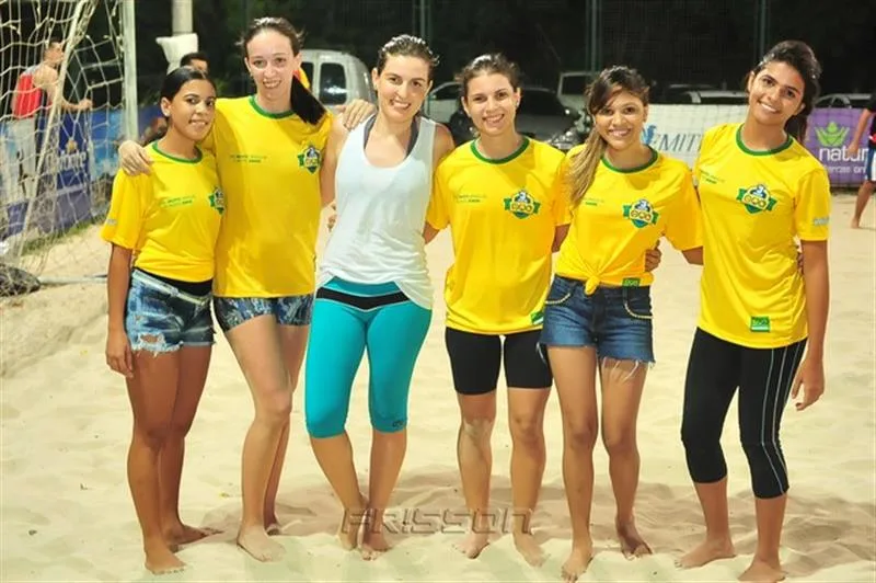 3 anos Ayo Fitness Club