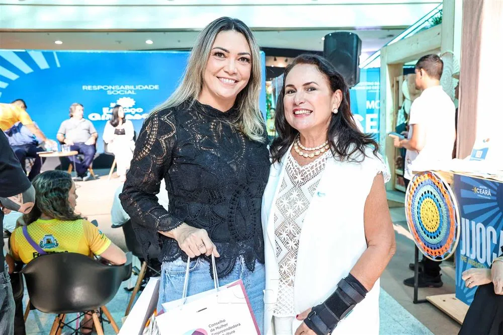 Elivane Medeiros e Ana Luiza Costa Lima