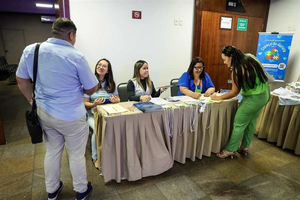 I Simpósio sobre Adolescência e Adultez no Transtorno do Espectro Autista
