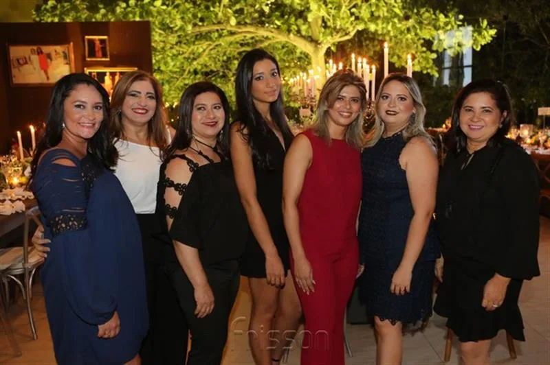 Andrea Freitas, Adriana Guerra, Selene Paiva, Vanessa Tatila, Elayne Medeiros, Natalia Gomes e Maria de Jesus