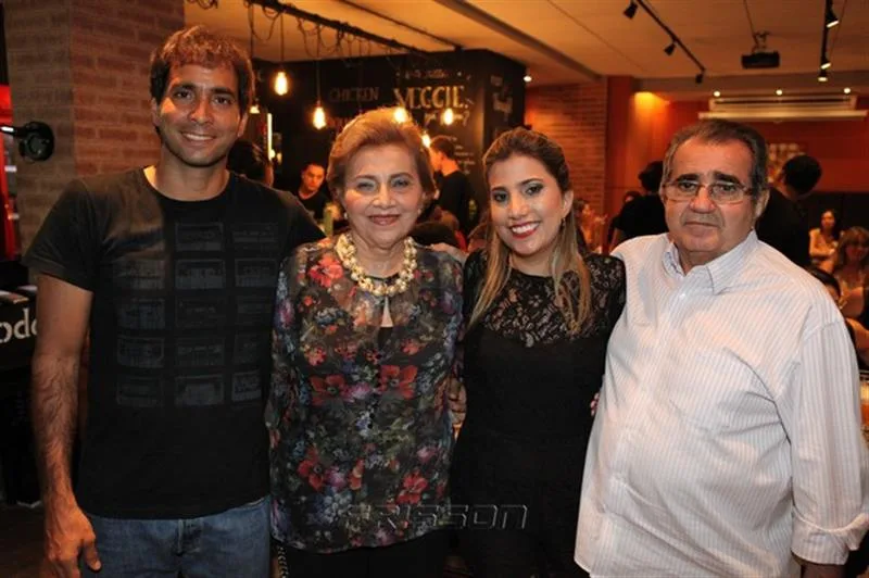 Andre, Simone, Gisele e João Batista Nasser