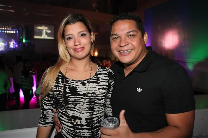 Aline Lima e Samaroni Oliveira
